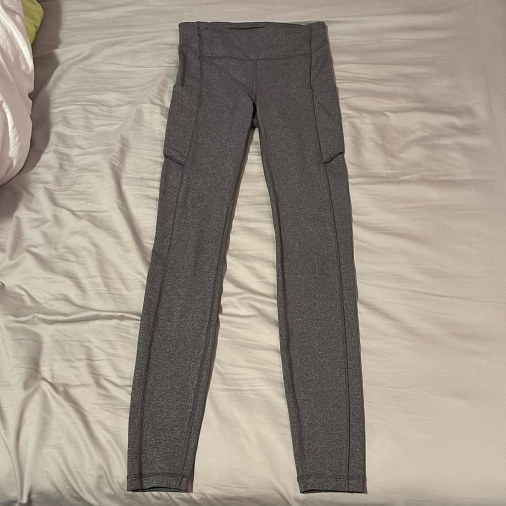 Heather grey Lululemon leggings